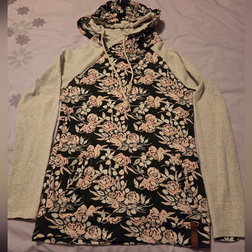 Ampersand Avenue Black, Cteam & Pink Floral Double Hooded Hoodie Size Small